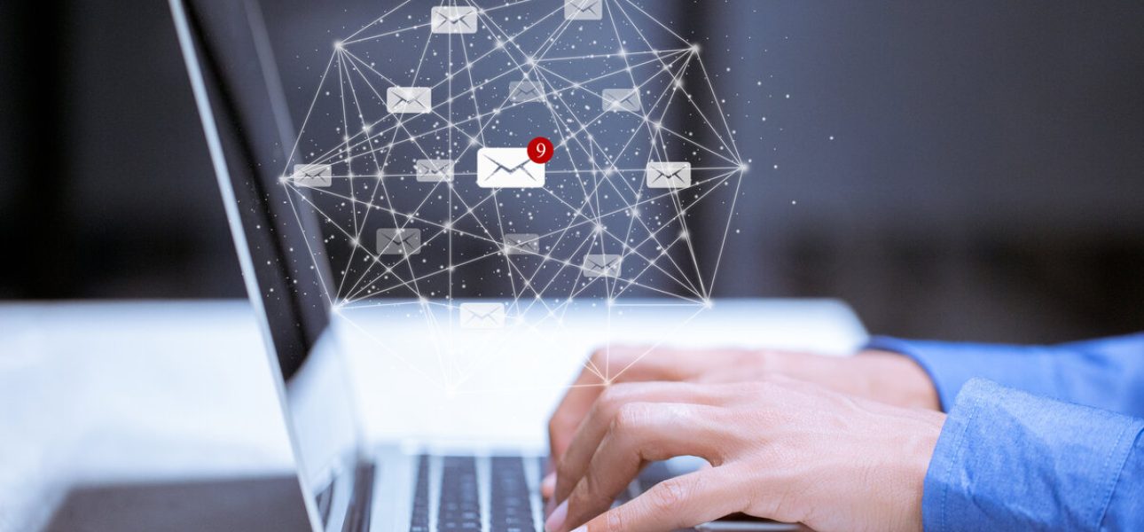rsz_business-using-laptop-with-email-icon-email-inbox-electronic-communication-graphics-concept